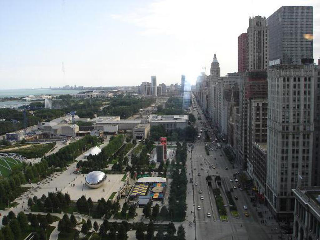 Aparthotel Oakwood At Millennium Park Plaza Chicago Exterior foto